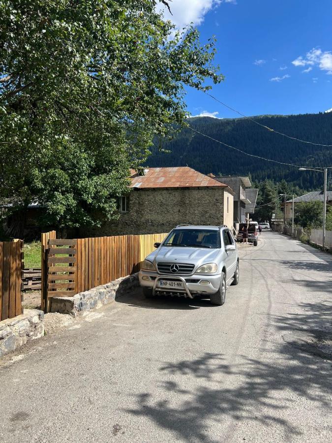 Cottage Mida Местія Екстер'єр фото